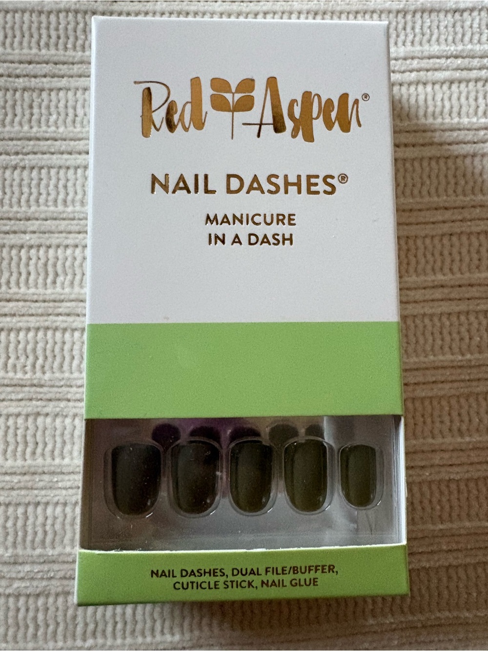 Red Aspen Nail Dashes Press-On Nails — Olive Green Woodland Forrest